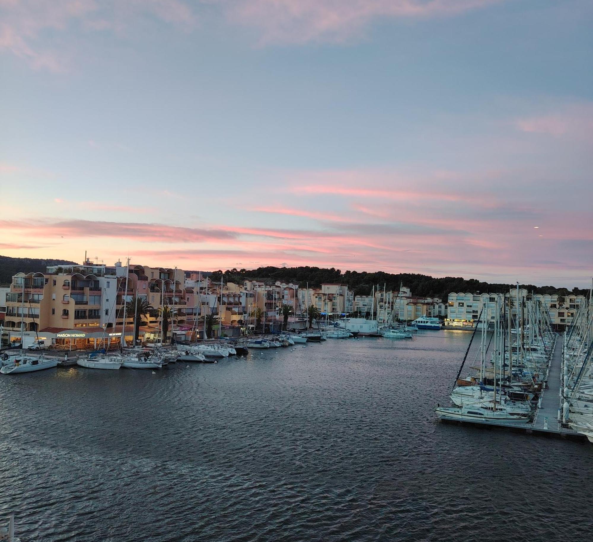 Appartamento Port Panoramique Gruissan Esterno foto